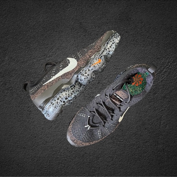 ✔️ New✔️ NIKE Air Vapormax 2023 Flyknit Electric Pack main image 9